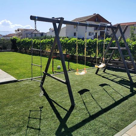 Apartment House Kastela With Heated Pool & Jacuzzi Camera foto
