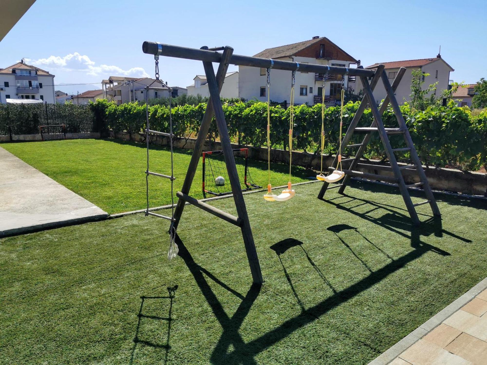 Apartment House Kastela With Heated Pool & Jacuzzi Camera foto