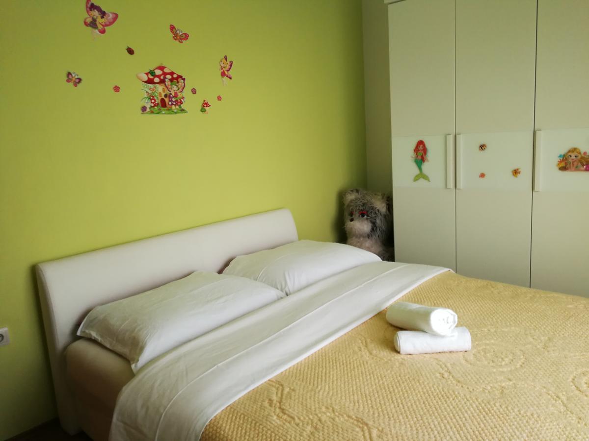Apartment House Kastela With Heated Pool & Jacuzzi Esterno foto